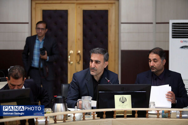 جلسه شورای آموزش و پرورش استان تهران