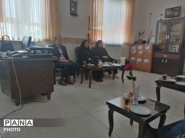بازدید کارشناسان  آموزش و پرورش خلیل آباد از آموزشگاه زهرا عبداللهیان