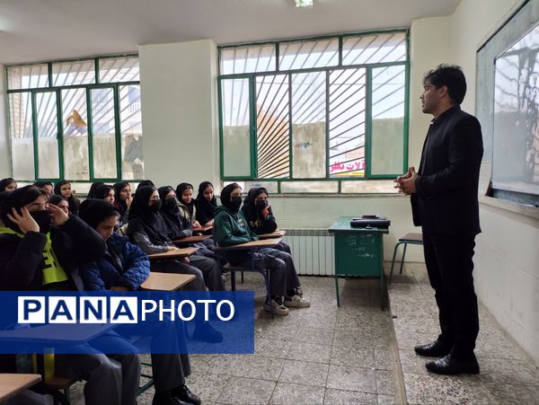 اجرای گسترده طرح «گفتمان و آداب تشریفات و کشف استعدادهای هنری» در مدارس شهرستان کوهدشت 