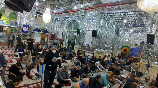 احیای نوزدهمین شب‌ ماه رمضان در مسجد امام صادق (ع) با حضور پرشور مردم کرج