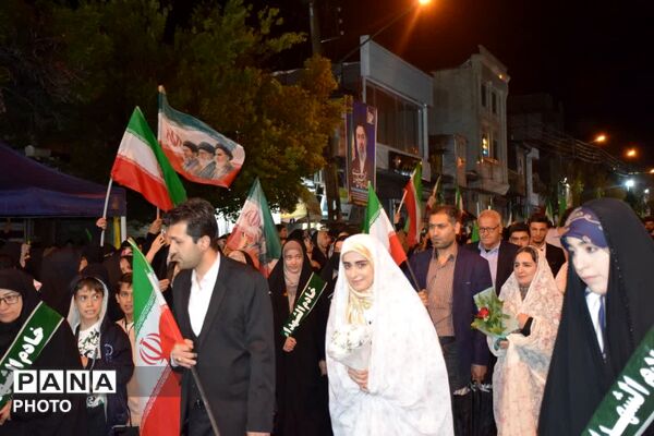 طنین خطبه عقد بیست زوج جانفدای ایران در شب‌های بعثت مردم مرند 