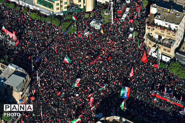 تشییع پیکر رهبر شهید انقلاب در مشهد مقدس-۱
