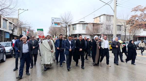 تجلی ایمان و اتحاد در جشن چهل و هفتمین بهار انقلاب