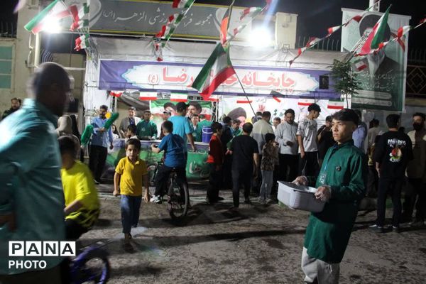 قیامدشت در تجمعات شبانه همچنان میزبان زوج های فاطمی و علوی می‌باشد