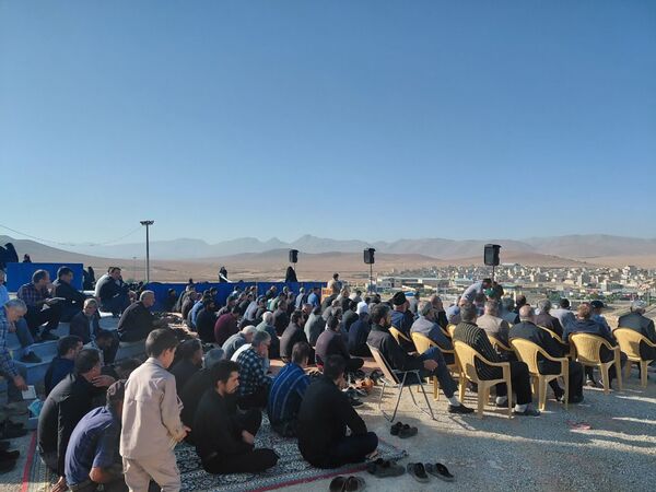 برگزاری مراسم پرفیض دعای ندبه در تپه نورالشهدا شهر نقنه