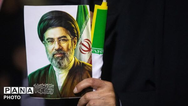 سی‌وهفتمین بیعت و تجدید پیمان مردم فردیس با رهبر انقلاب 