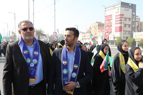 دانش آموزان اهوازی انزجار از استکبار جهانی را در قاب دوربین پانا ثبت کردند