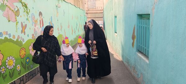 مراسم جشن غنچه‌ها در زنجان