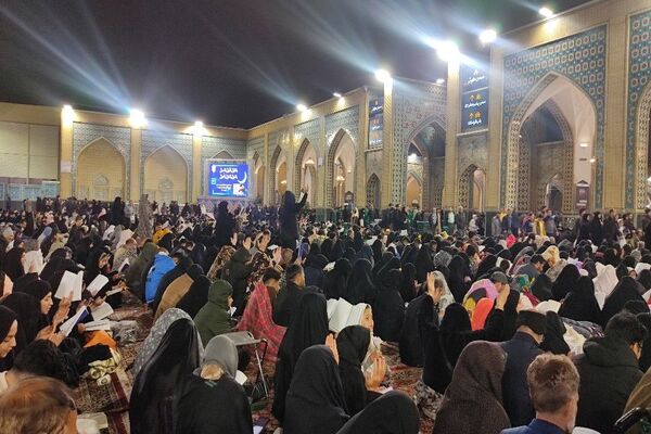 مراسم سومین شب قدر در بارگاه  ملکوتی حضرت امام رضا(ع)
