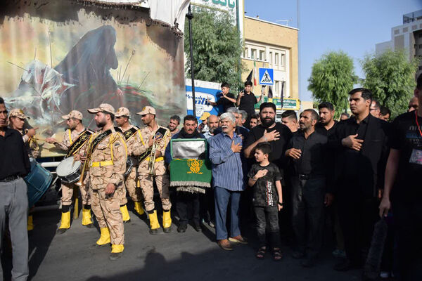 کاروان نمادین اسرای کربلا در قم-1