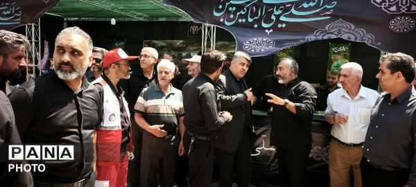 شروع خدمت رسانی به زائران امام شهید در موکب عاشقان امام شهید شهرستان ساوجبلاغ