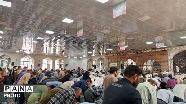 نماز عبادی سیاسی جمعه در شهرستان کاشمر 