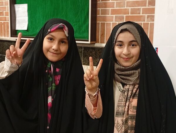 دختران، مهمانان عاشقانه اعتکاف