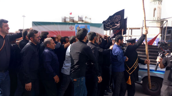 خاکسپاری شهید «اسماعیل شاکری» در مسجد جمکران