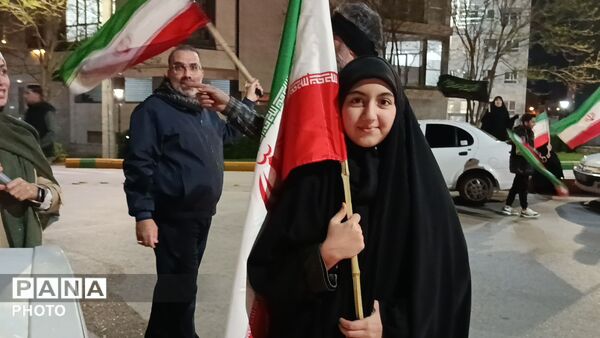 از کودک تا پیر، حضور هر ایرانی در دفاع از آرمان‌ها