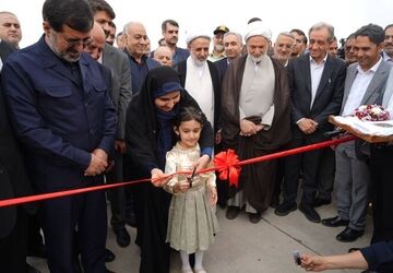 افتتاح ۱۲ کیلومتر از آزادراه کمربندی غربی قم و آغاز احداث ۶۶ کیلومتر از محور قم-سلفچکان-راهجرد 