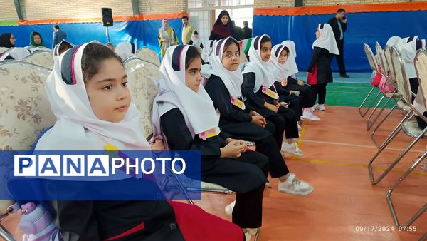 برگزاری مراسم جشن شکوفه‌ها در زنجان