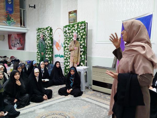 حضور پرشور نوجوانان در اعتکاف دانش‌آموزی مسجد امام سجاد(ع)