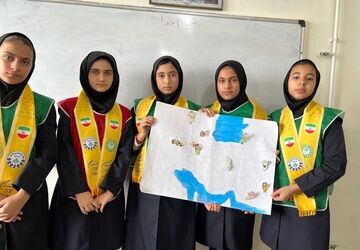 هم‌نوا با ایران؛ هنرنمایی پیشتازان مدرسه کوثر خراجو در مسیر «ایرانمون»
