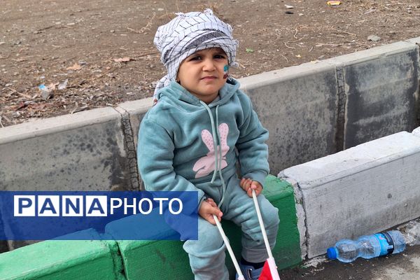 حضور اقشار مختلف مردم پردیس در راهپیمایی ۲۲بهمن 