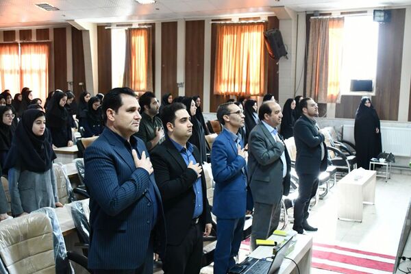 مراسم تجلیل از مدیران و رتبه‌های برتر کنکور ۱۴۰۴ در شهرستان مه‌ولات