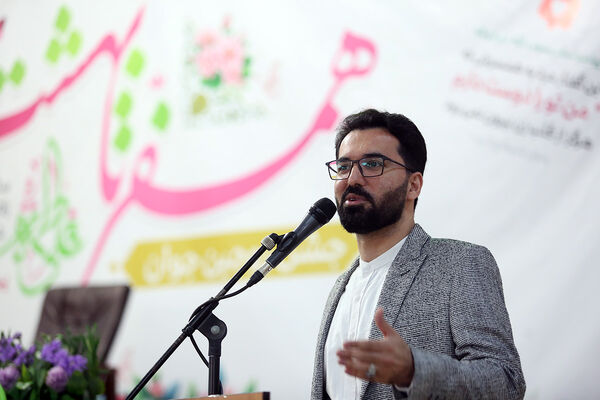 جشن ازدواج ۳۲۵ زوج جوان در حرم حضرت معصومه (س)