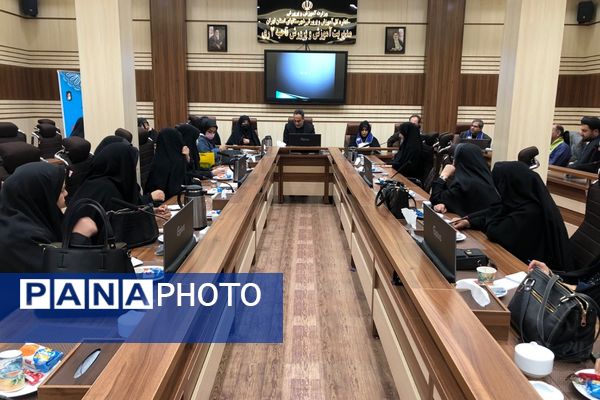 کارگاه توانمندسازی معاونین و مربیان پرورشی ناحیه دو شهرری 
