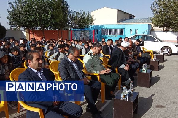 همزمان با سراسر کشور،دانش آمپزان  مدارس ملارد با شور و شوق به سوی مدارس شتافتند 