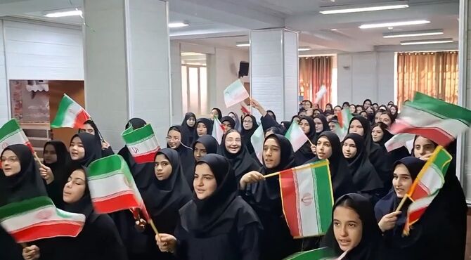 جشن جوانه ها در دبیرستان حضرت فاطمه(س) قم