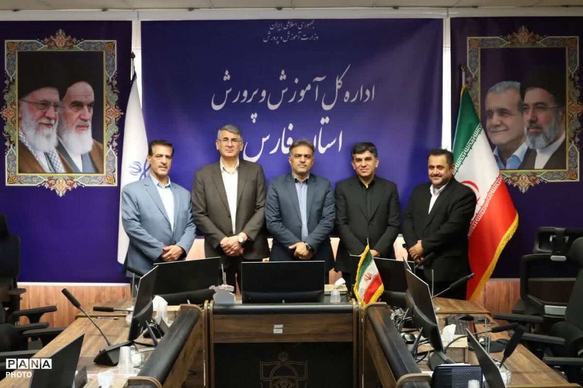 به‌روز شدن پرداخت هزینه پزشکی به معلمان در دستورکار شرکت بیمه معلم قرار می‌گیرد