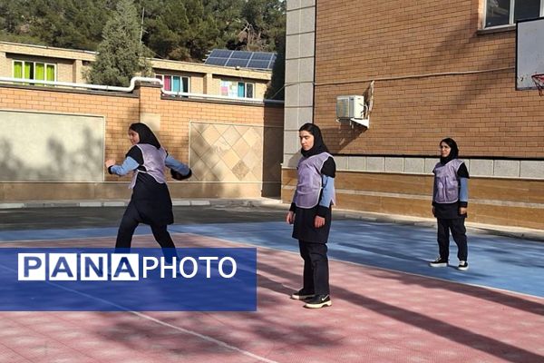 مسابقات ورزشی بین مدارس جام اقتدار ایران در دبیرستان نمونه‌دولتی ولایت