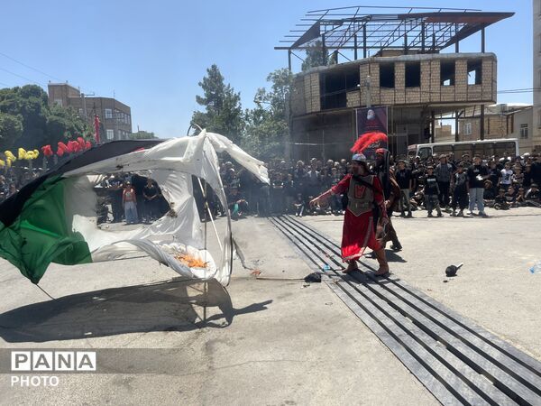  بازتاب واپسین پرده عاشورا در آیین خیمه‌سوزان هیئت فداییان حسین(ع)