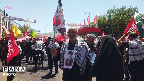 پیش به سوی تشییع رهبر شهیدمان-۳