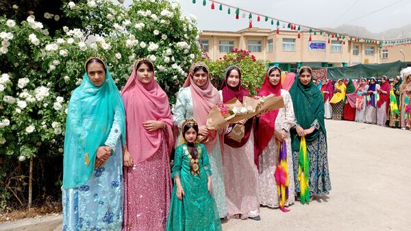 دآا، نام مادر در گویش لری