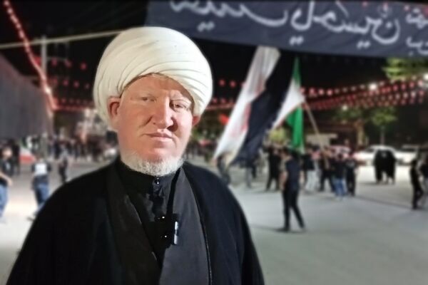 بیش از ۲۰ هیئت مذهبی شهر بن، پیام عاشورا را با شور و شعور حسینی ترویج می‌کنند