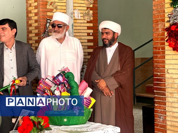 جشن شکوفه‌ها و طنین زنگ مهر در مدرسه فاطمه‌ الزهرا شهرستان جاسک