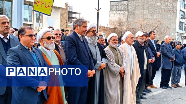 جشن ورود امام به میهن در کاشمر