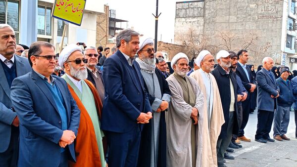 جشن ورود امام به میهن در کاشمر