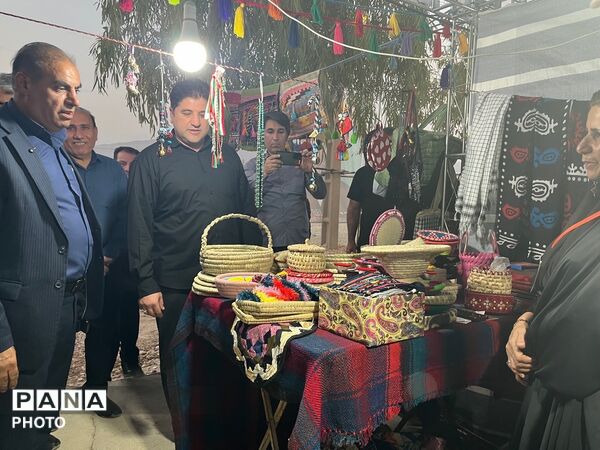خدمت شبانه‌روزی موکب مرکزی اربعین دهلران به زوار امام حسین (ع)