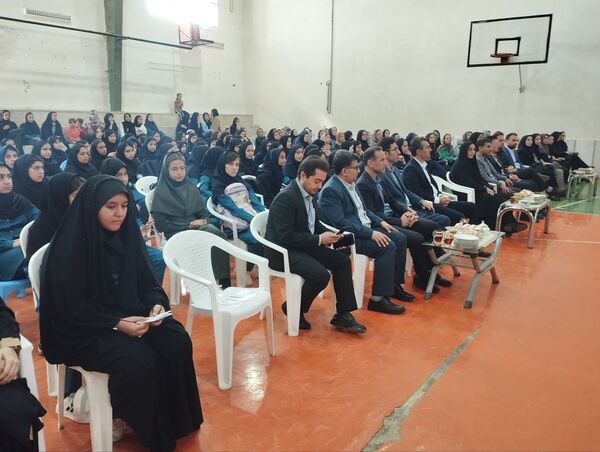 نواختن زنگ جوانه‌ها در شیروان