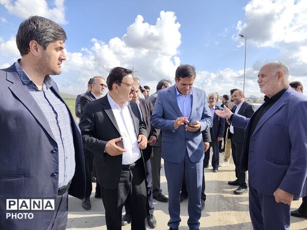 بازدید معاون عمرانی استاندار آذربایجان شرقی از تصفیه‌خانه فاضلاب لیلان