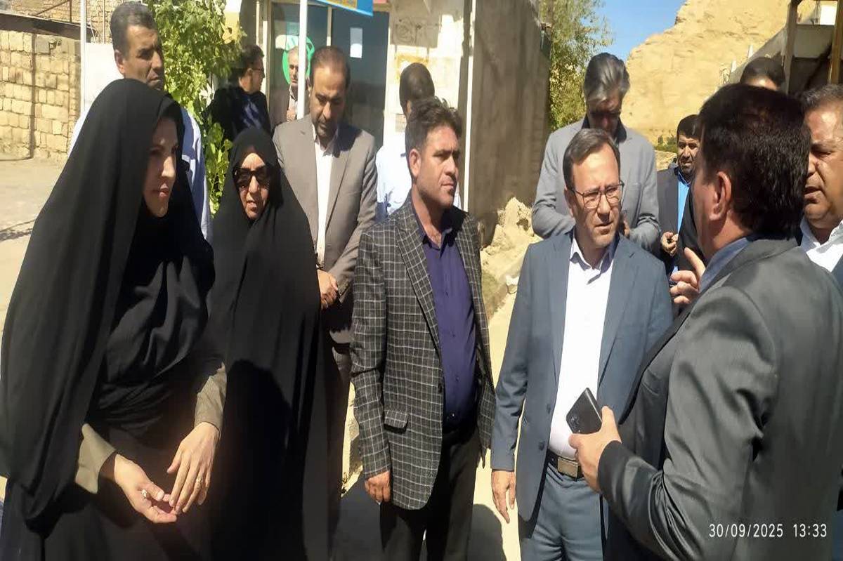 تأکید مقامات لرستان بر تکمیل زنجیره ارزش در بازدید از محل جشنواره ملی انار تنگ سیاب