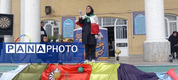 برگزاری المپیاد درون مدرسه‌ای در دبیرستان محمودیه تربت‌حیدریه