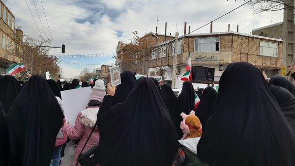 راهپیمایی مردم کمیجان درپی محکومیت اقدامات تروریستی در ایران