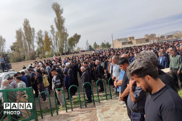 مراسم تشییع شهید ناو دنا در کمجان