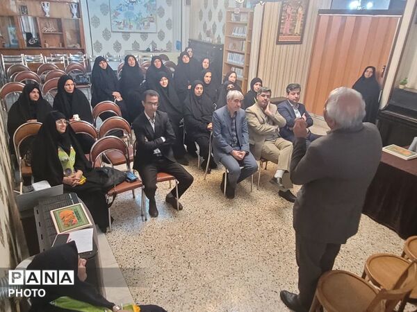 دومین روز از آموزش مهارت‌های تشکیلاتی در کانون فرهنگی تربیتی ۱۵ خرداد 