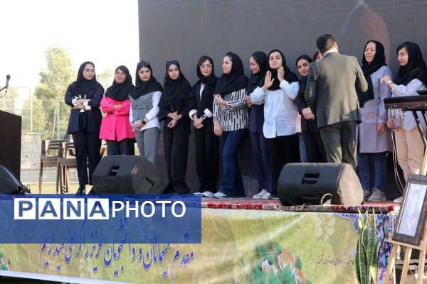 دانشگاه آزاد تهران شرق، از میلاد حضرت زینب عطرآگین شد