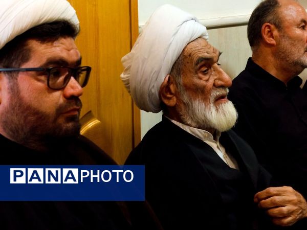 نشست روحانیون و ائمه جماعت مساجد با امام جمعه کاشمر