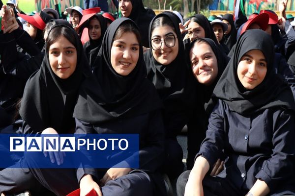 هفته تربیت‌بدنی با شور و انرژی در دبیرستان شاهد مرضیه 