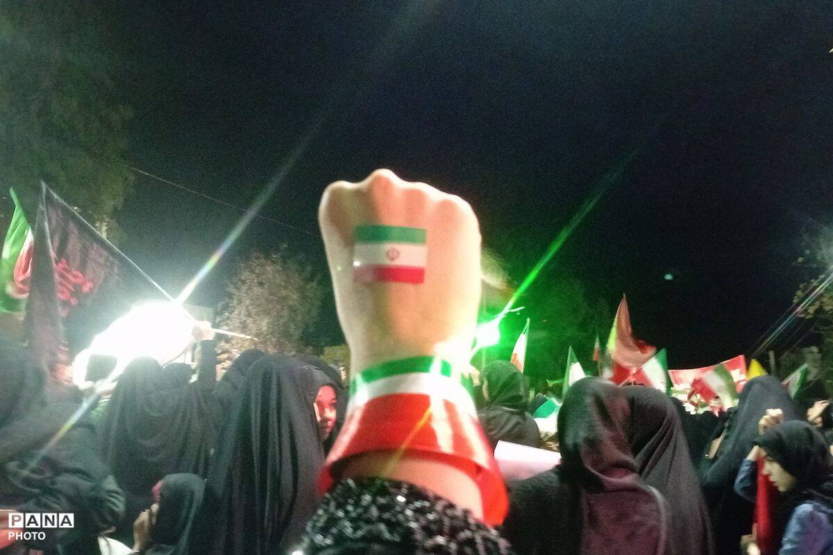 خروش شبانه در مهد قیام ۱۵ خرداد؛ خیابان‌های پیشوا آرام ندارند
